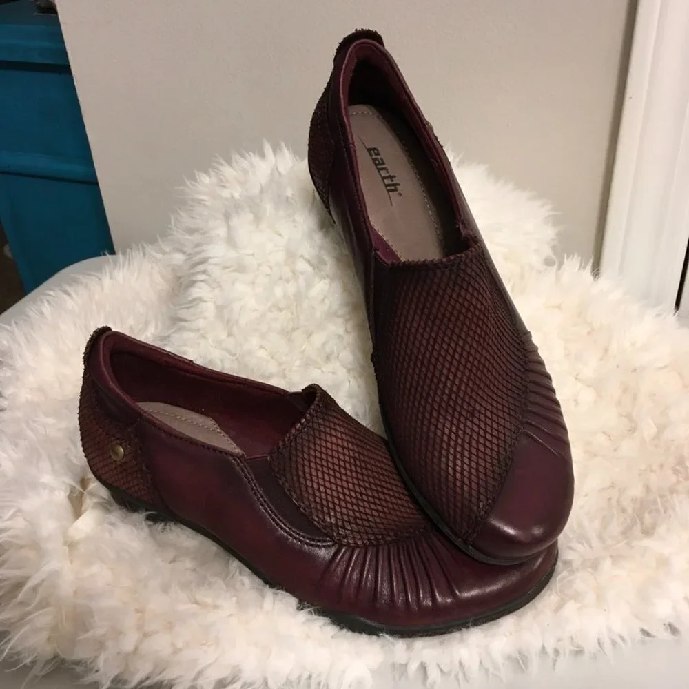 Earth Dorado Prune Relief Pod Leather Shoes